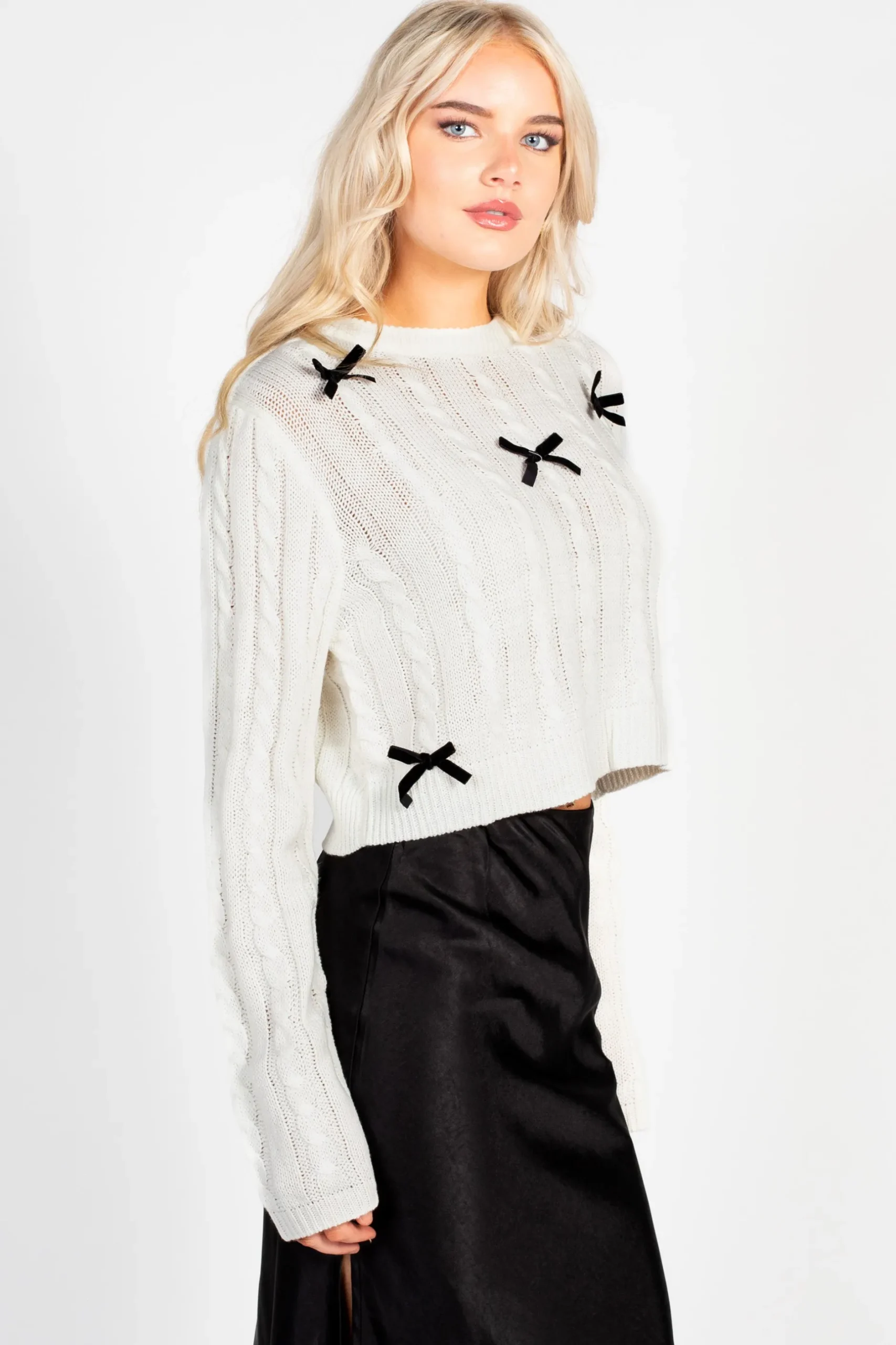 Love Tree Emmeline Cable Knit Bow Sweater Hot